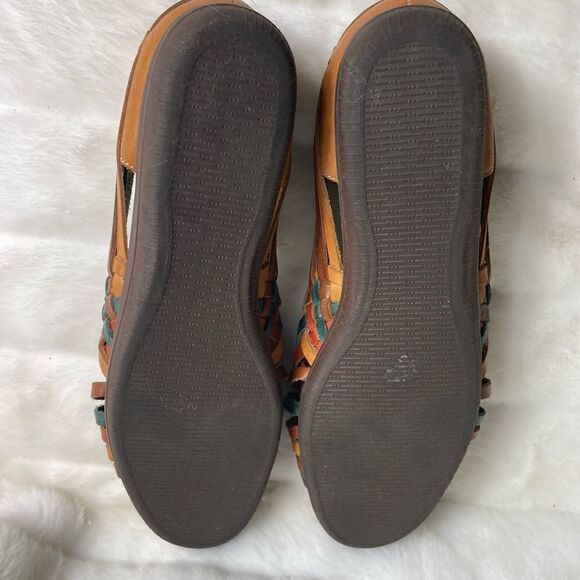 SoftsSpots leather multi color woven slip on sandals size 12M - Picture 7 of 9